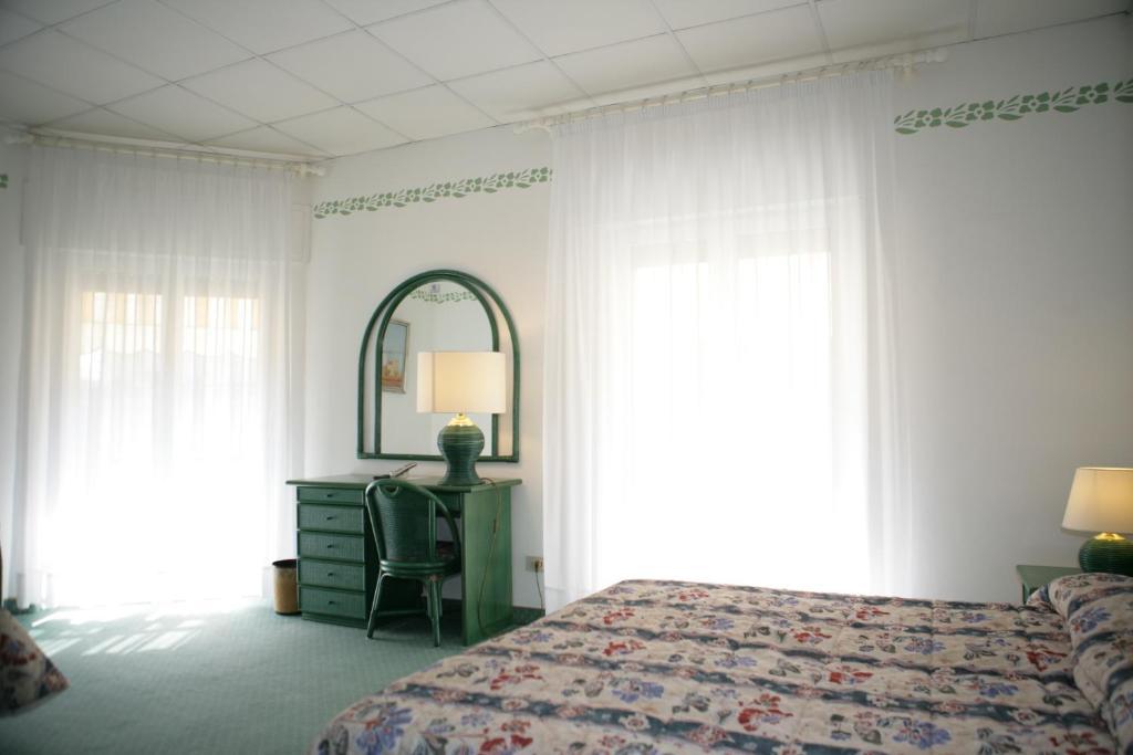Hotel Diana Grado Cameră foto